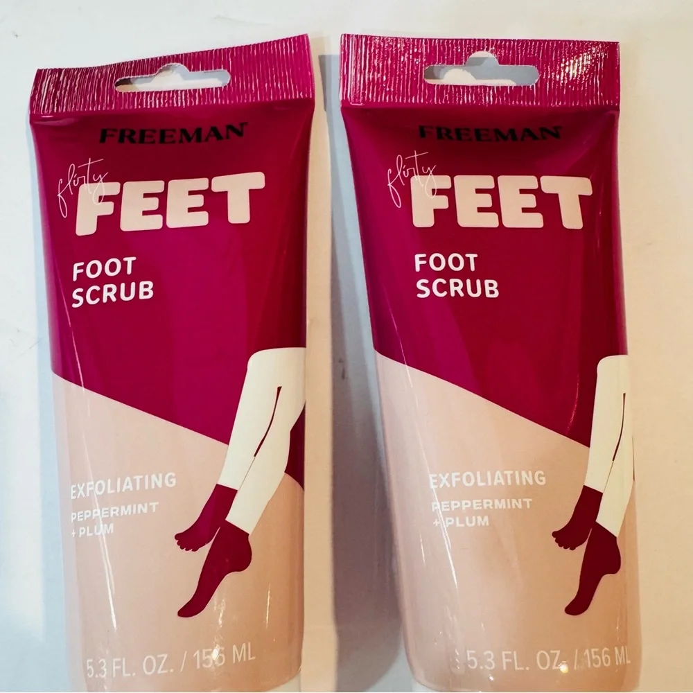 Freeman Flirty Feet Exfoliating Scrub Peppermint & Plum 5.3oz / 150ml Pk of 2